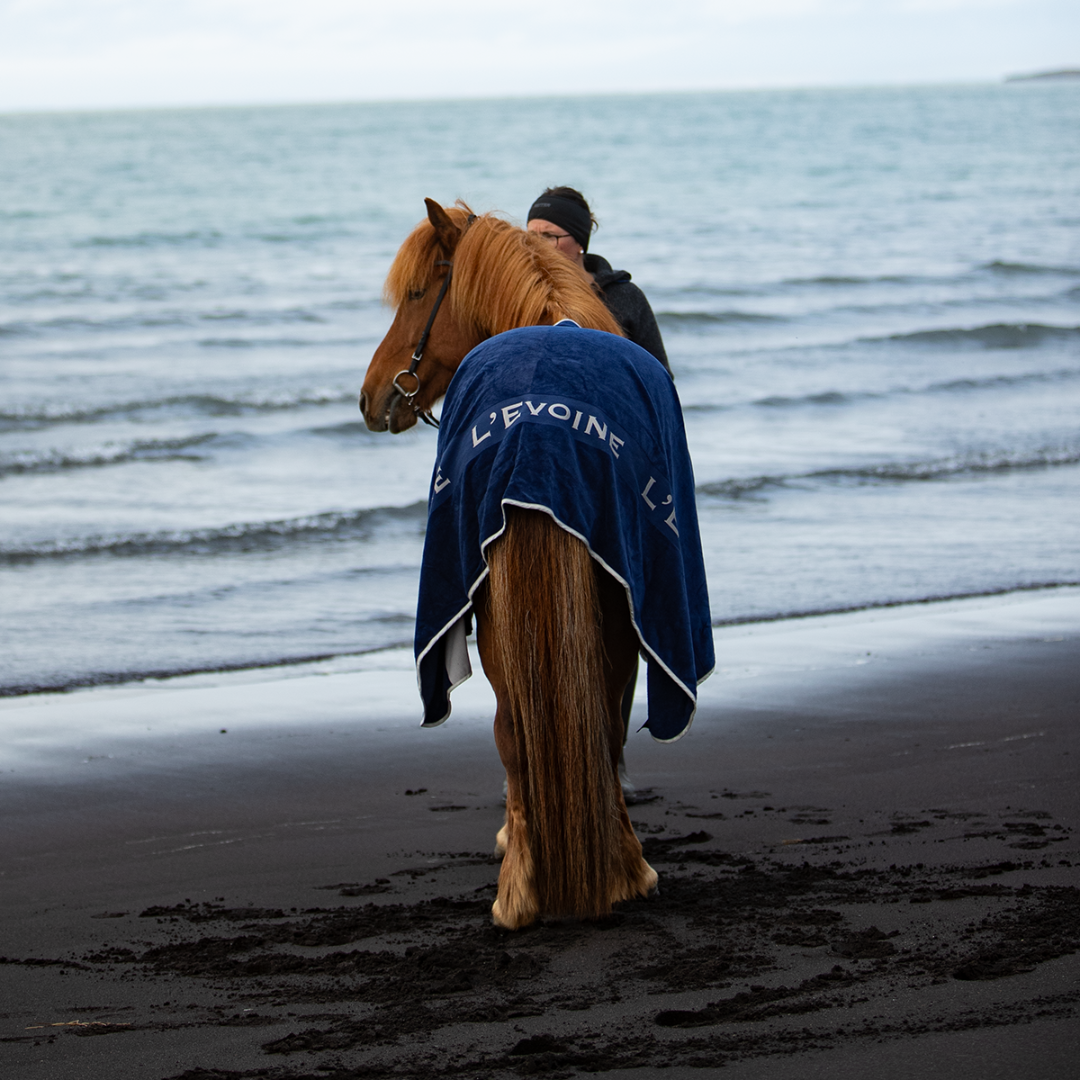 L'Evoine Terry Blanket Abschwitzdecke Baumwolle midnight blau
